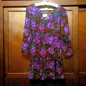 VTG BCBG Paris Long Sleeved Tie Back Floral Dress